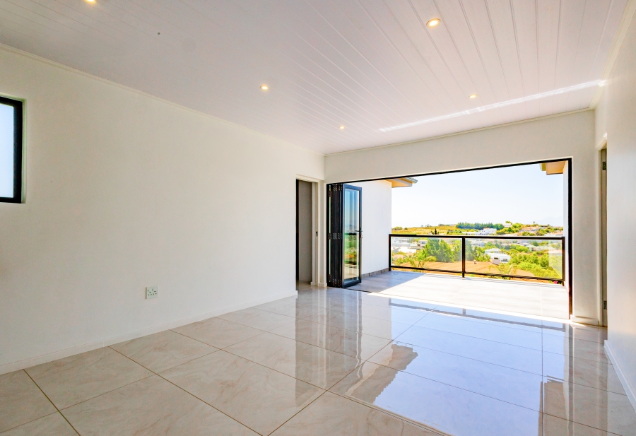 4 Bedroom Property for Sale in Oude Westhof Western Cape